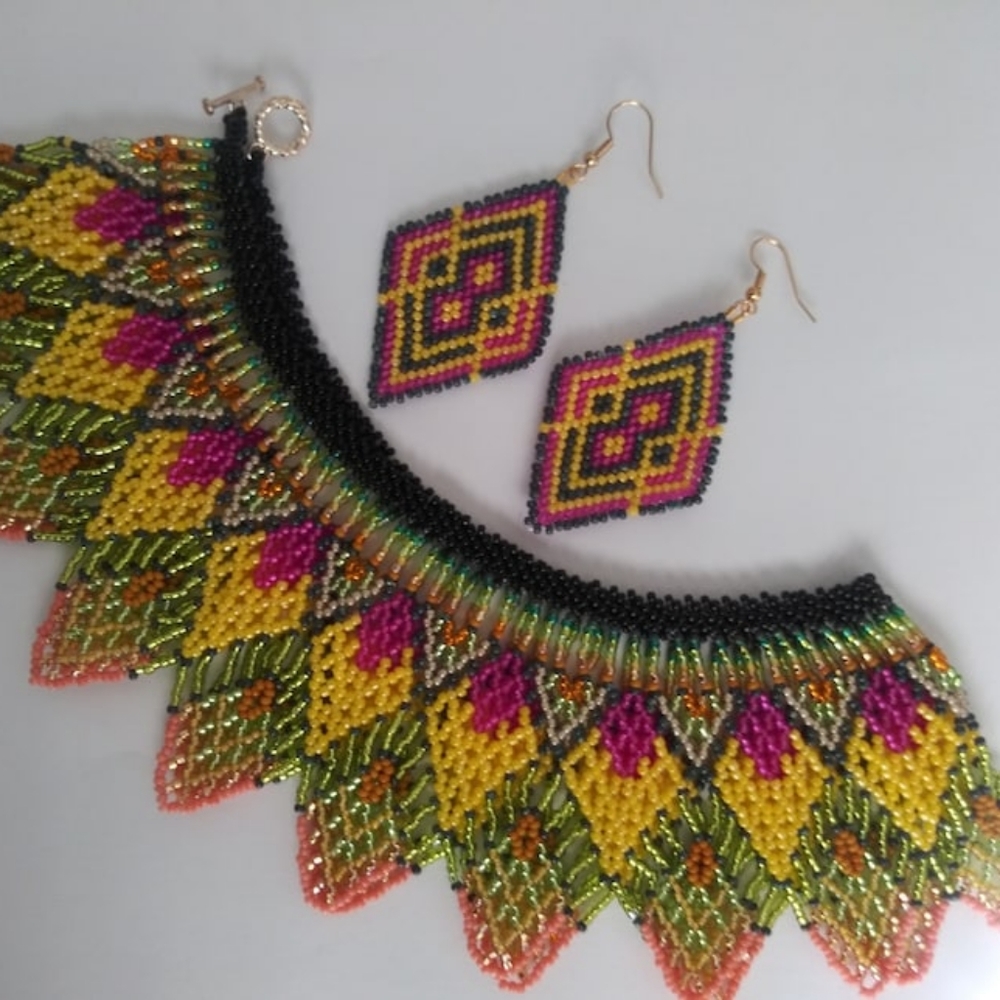 Yellow and Fuschia Panamanian Style Necklace with matching Earrings Set